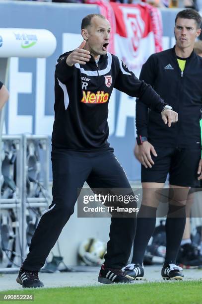 Head coach Heiko Herrlich of Jahn Regensburg gestures during the Second Bundesliga Playoff first leg match between Jahn Regensburg and TSV 1860...