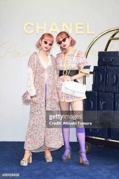 Models AMIAYA attend the CHANEL Metiers D'art Collection Paris Cosmopolite show at the Tsunamachi Mitsui Club on May 31, 2017 in Tokyo, Japan.