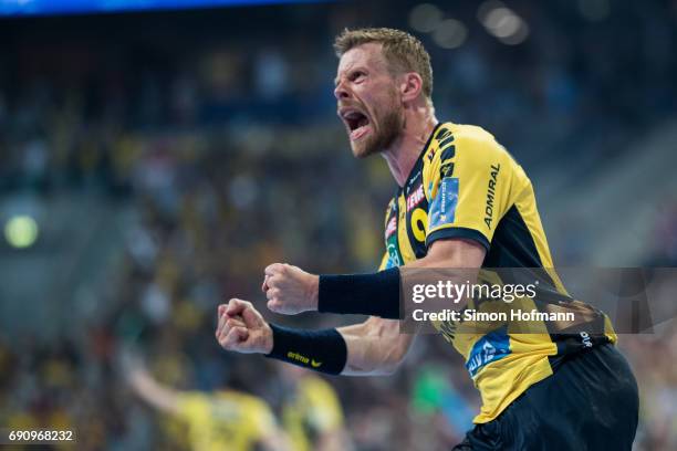 Gudjon Valur Sigurdsson of Rhein-Neckar Loewen celebrates during the DKB HBL match between Rhein-Neckar Loewen and THW Kiel at SAP Arena on May 31,...