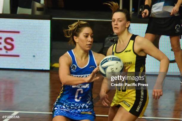 Samon Nathan of Mystics passes the ball during the ANZ Premiership netball match between Mystics and Pulse at North Shore Event Center.