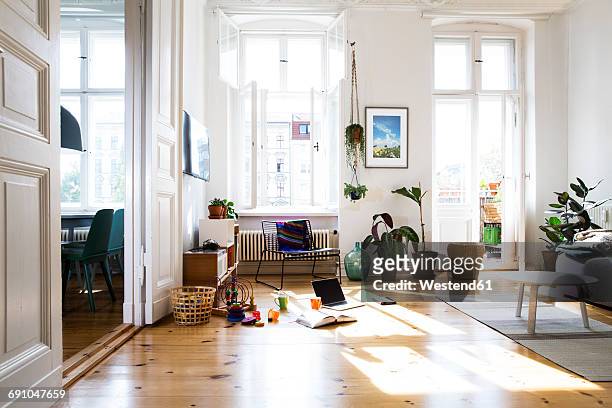 apartment in sunlight - living room stock pictures, royalty-free photos & images