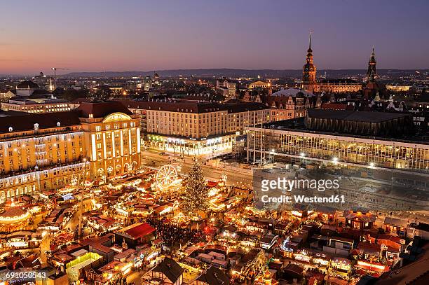 germany, dresden, elevated view of striezelmarkt christmas market - saxony stock-fotos und bilder