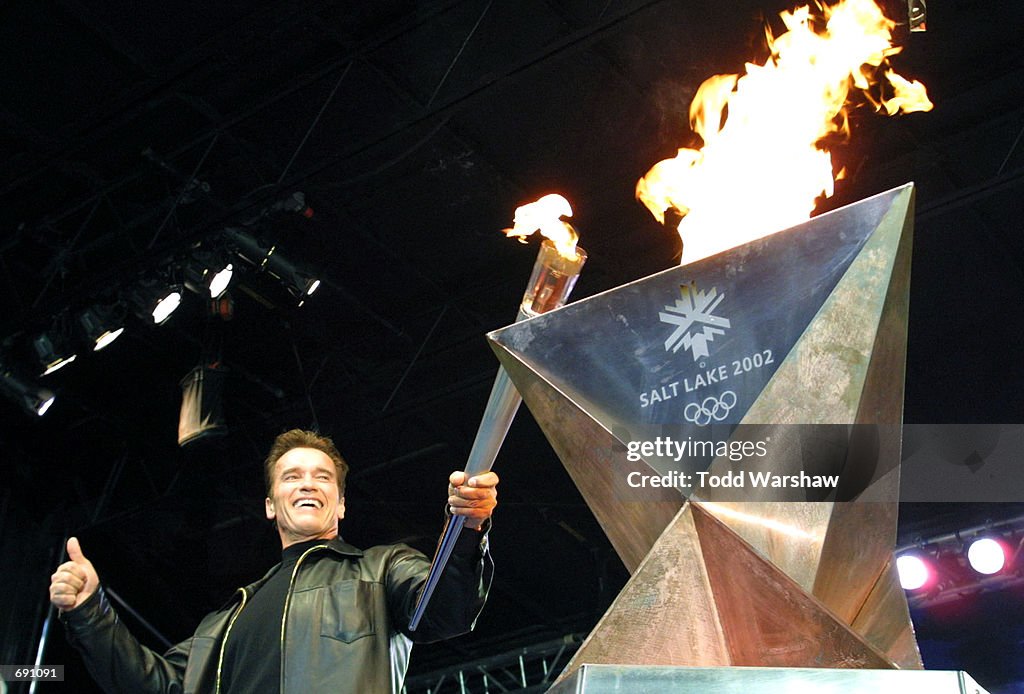 Celebs Carry Olympic Flame