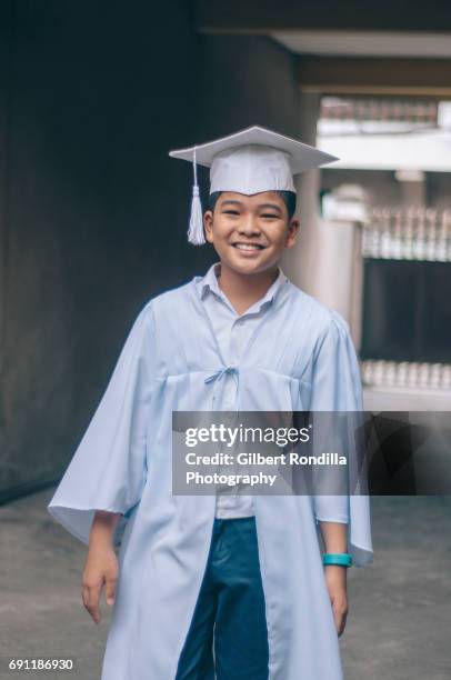 Grad Pic Pinoy Filipino Graduation Photos and Premium High Res Pictures - Getty Images