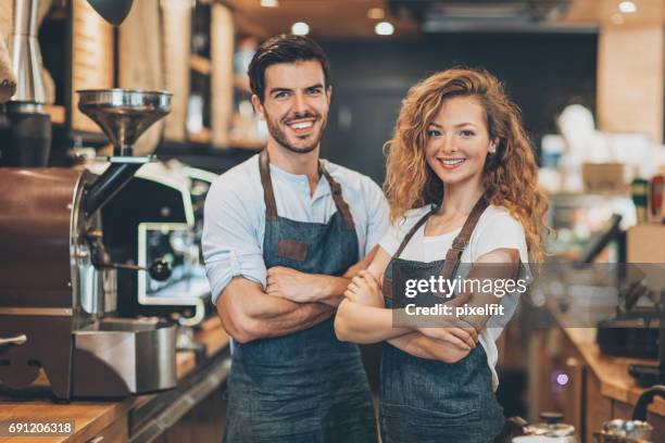 coffee shop eigenaar - catering stockfoto's en -beelden