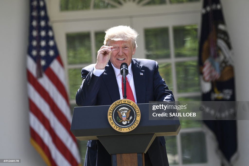 TOPSHOT-DOUNIAMAG-US-POLITICS-TRUMP-ENVIRONMENT