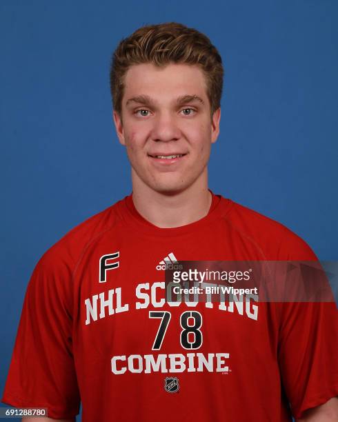 Robert Thomas poses for a headshot at the NHL Combine at HarborCenter on June 1, 2017 in Buffalo, New York.