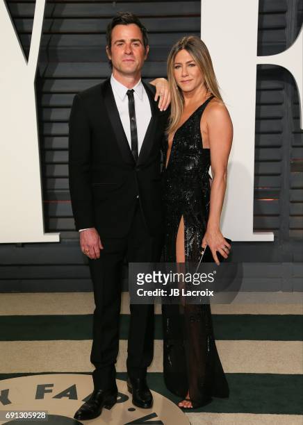 Jennifer Aniston and Justin Theroux attend the 2017 Vanity Fair Oscar Party hosted by Graydon Carter at Wallis Annenberg Center for the Performing...