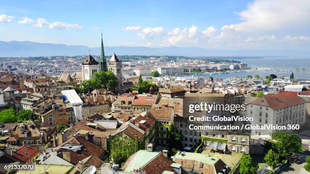 aerial view of the old town of geneva - genf - fotografias e filmes do acervo