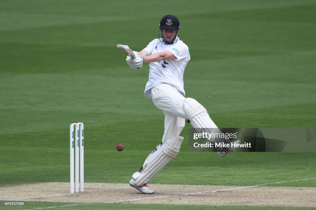 Sussex v Worcestershire - Specsavers County Championship Division Two