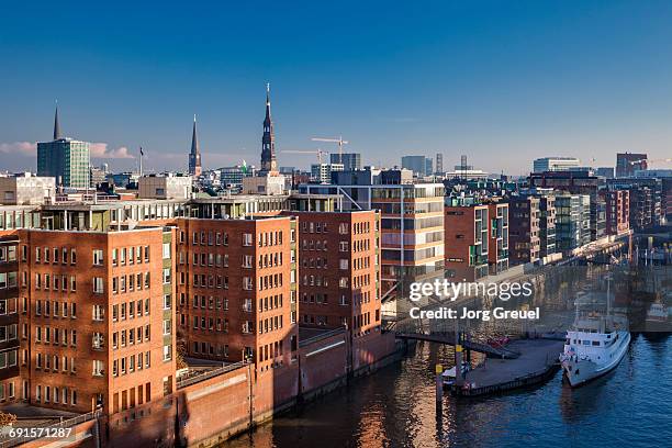 hafencity at sunset - hafencity hamburg stock-fotos und bilder