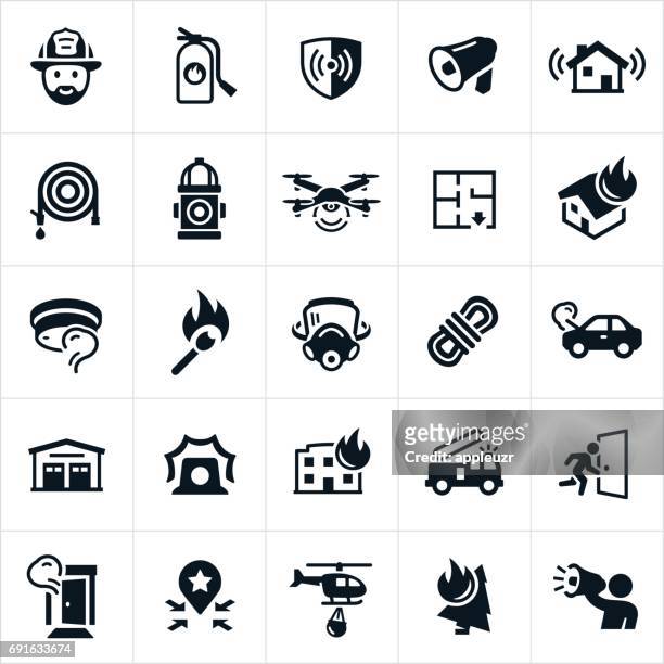 ilustraciones, imágenes clip art, dibujos animados e iconos de stock de iconos de la lucha contra el fuego - evacuación