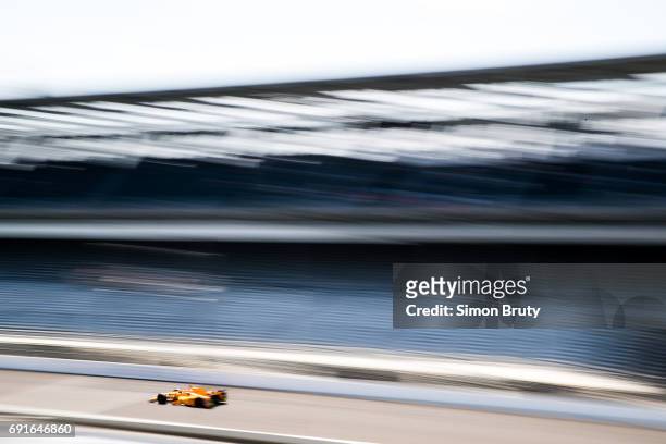 101st Indianapolis 500 Preview: Fernando Alonso in action during practice session at Indianapolis Motor Speedway. Indianapolis, IN 5/16/2017 CREDIT:...