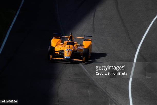 101st Indianapolis 500 Preview: Fernando Alonso in action during practice session at Indianapolis Motor Speedway. Indianapolis, IN 5/16/2017 CREDIT:...