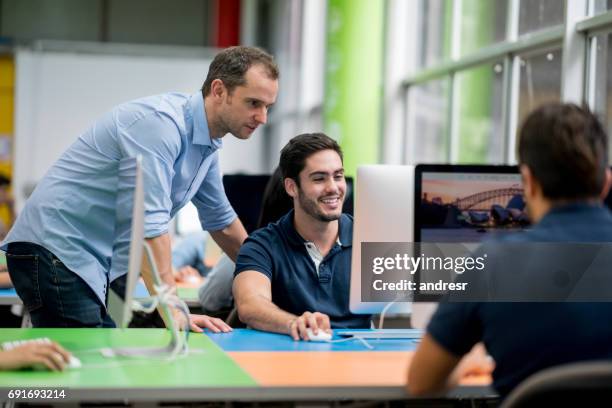 Vip Class Acts 65,669 Vip Class Stock Photos, High-Res Pictures, and Images - Getty Images