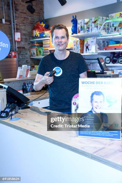 Moderator Malte Arkona during the 'Deutschland rundet auf' Charity Event on May 29, 2017 in Berlin, Germany.