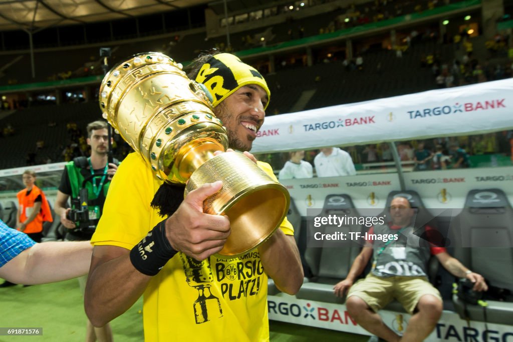 Eintracht Frankfurt v Borussia Dortmund - DFB Cup Final 2017