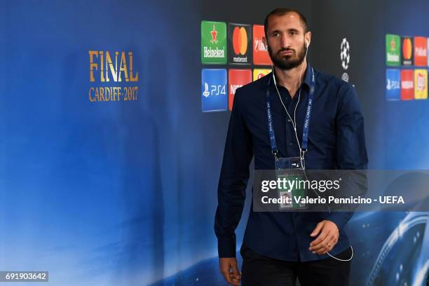 Giorgio Chiellini of Juventus arrives at the stadium prior to the UEFA Champions League Final between Juventus and Real Madrid at National Stadium of...