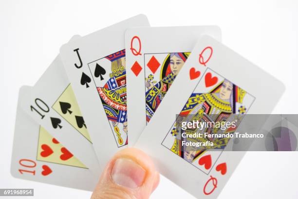 close-up of gambling cards on table - layia platyglossa - fotografias e filmes do acervo