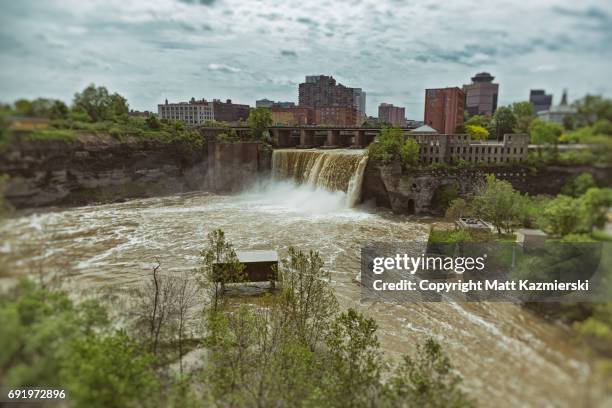 high falls - rochester, ny - rochester bundesstaat new york stock-fotos und bilder