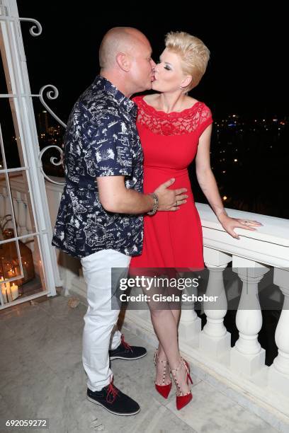 Melanie Mueller, pregnant, and her husband Mike Bluemer during the Zhero hotel and 'Bahia Mediterraneo' restaurant opening on June 3, 2017 in Palma...