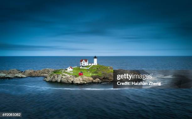 nubble lighthouse and coastine of maine - york maine stock pictures, royalty-free photos & images