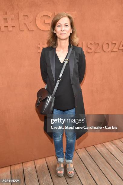 Violonist Anne Gravoin attends the 2017 French Tennis Open - Day Seven at Roland Garros on June 3, 2017 in Paris, France.