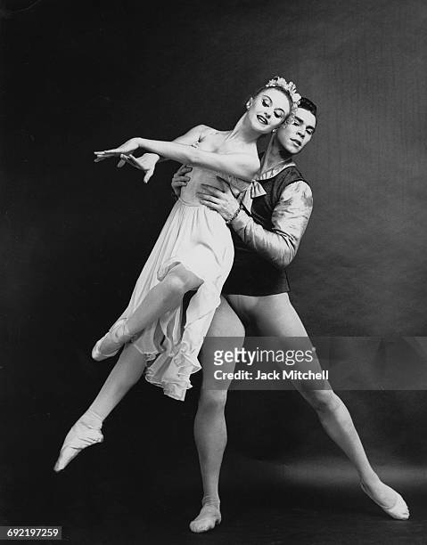 New York City Ballet dancers Violette Verdy and Jacques d'Amboise performing Tchaikowsky's Pas de Deux in 1961.