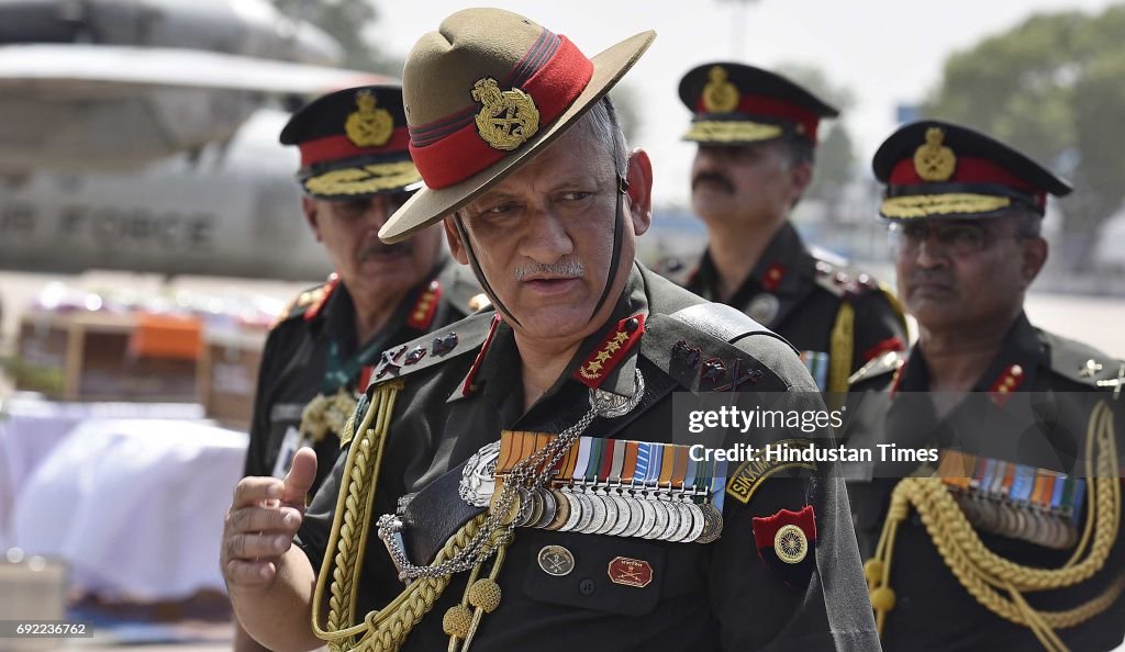 Army Chief Bipin Rawat Pays Tribute To Two Soldiers Killed In Jammu And Kashmir