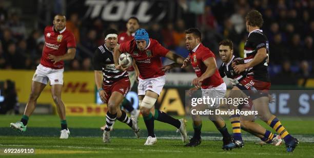 Justin Tipuric of the Lions breaks with the ball during the match between the New Zealand Provincial Barbarians and the British & Irish Lions at Toll...