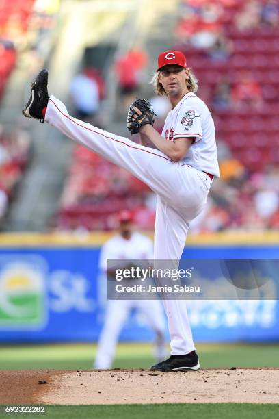 Bronson Arroyo of the Cincinnati Reds pitches against the Atlanta Braves at Great American Ball Park on June 2, 2017 in Cincinnati, Ohio.