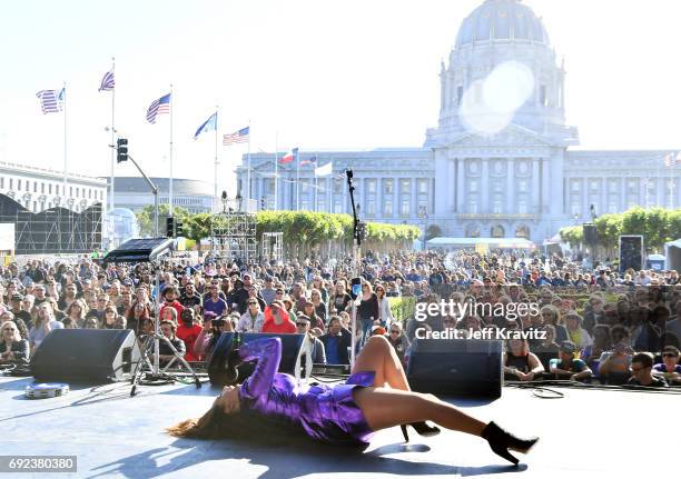 Maya Rudolph performs onstage at the Piazza Del Cluster Stage during Colossal Clusterfest at Civic Center Plaza and The Bill Graham Civic Auditorium...