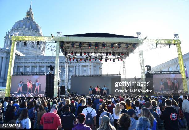 Lizzo performs onstage at the Piazza Del Cluster Stage during Colossal Clusterfest at Civic Center Plaza and The Bill Graham Civic Auditorium on June...