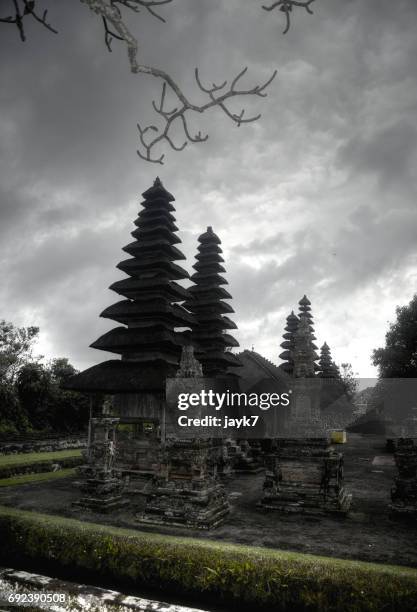 pura taman ayun temple - jayk7 bali photos et images de collection