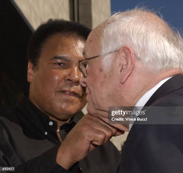 Mutlib Ali 187 Muhammad Ali Walk Of Fame Stock Photos, High-Res Pictures, and ...