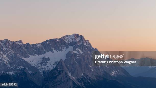 bavaria alps - wettersteingebirge - sorglos stockfoto's en -beelden