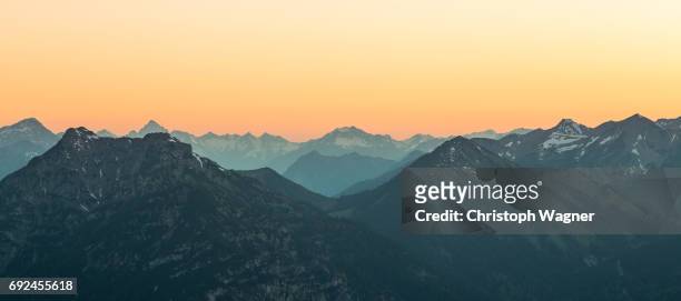 bavaria alps - wettersteingebirge - ruhige szene bildbanksfoton och bilder