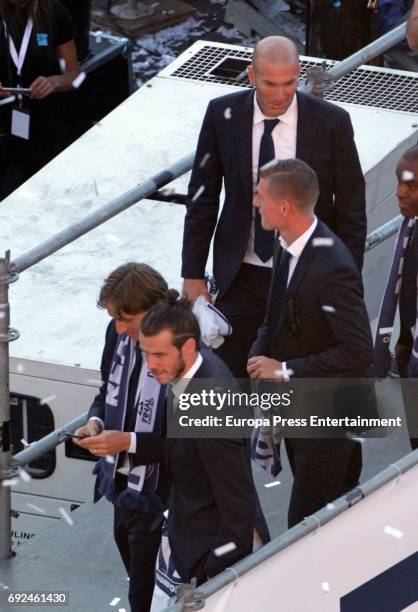 Luka Modric, Bale, Zidane and Toni Kroos celebrate during the Real Madrid celebration the day after winning the 12th UEFA Champions League Final at...