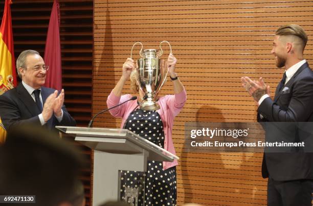 Florentino Perez, Manuela Carmena and Sergio Ramos celebrate during the Real Madrid celebration the day after winning the 12th UEFA Champions League...