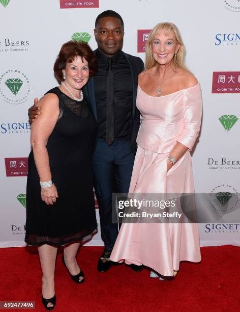 Helzberg Diamonds Photos and Premium High Res Pictures - Getty Images