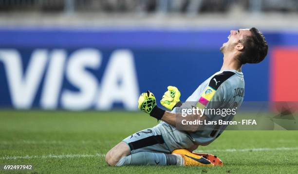 Andrea Zaccagno of Italy celebrates after winning the FIFA U-20 World Cup Korea Republic 2017 Quarter Final match between Italy and Zambia at Suwon...