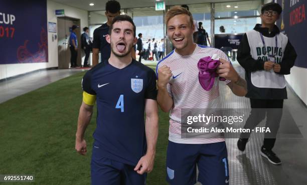 Lewis Cook and Harry Chapman of England celebrate after the FIFA U-20 World Cup Korea Republic 2017 Quarter Final match between Mexico and England at...