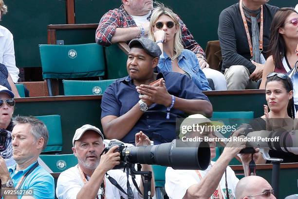 Actor Omar Benson Miller attends the 2017 French Tennis Open - Day Height at Roland Garros on June 4, 2017 in Paris, France.