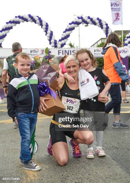 Dublin , Ireland - 5 June 2017; Winner Anne Marie McGlynn from Strabane, Co. Tyrone, with her children. Alfie, age 5, and daughter Lexie, age 7,...