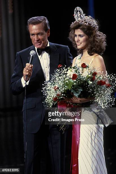 Newly crowned Miss Universe, Deborah Carthy-Deu with MC Bob Barker at the 1985 Miss Universe Pageant circa 1985 in Miami, Florida.