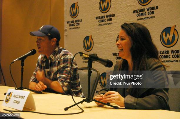 Holly Marie Combs and Brian Krause answer questions about various episodes of Charmed during a Q and A, on the final day of Wizard World Philadelphia...