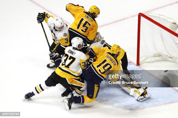 Calle Jarnkrok of the Nashville Predators scores a goal against Matt Murray of the Pittsburgh Penguins during the first period in Game Four of the...