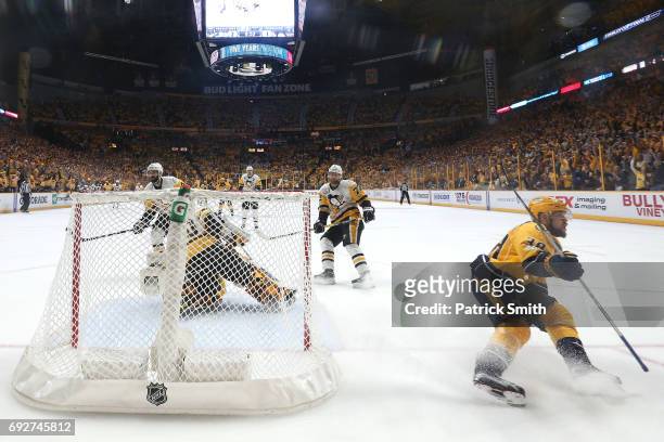 Viktor Arvidsson of the Nashville Predators scores a goal against Matt Murray of the Pittsburgh Penguins during the second period in Game Four of the...