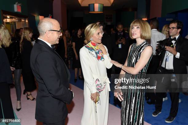 Tory Burch and Anna Wintour attend the 2017 CFDA Fashion Awards Cocktail Hour at Hammerstein Ballroom on June 5, 2017 in New York City.