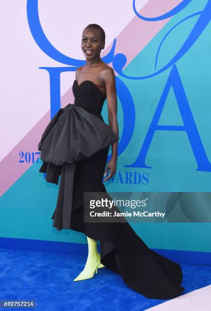 Model Alek Wek attends the 2017 CFDA Fashion Awards Cocktail Hour at Hammerstein Ballroom on June 5, 2017 in New York City.